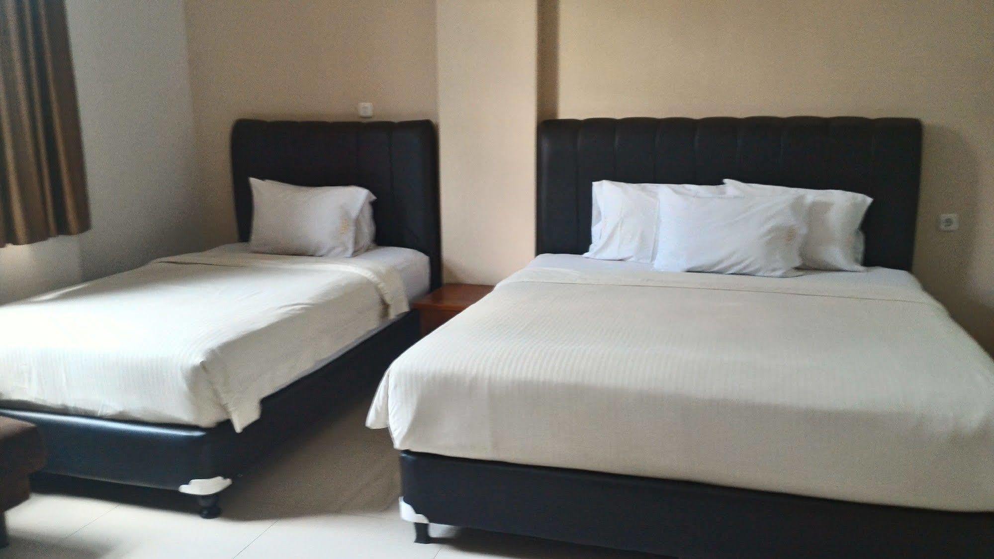 Oyo 173 Asoka Hotel Bandung