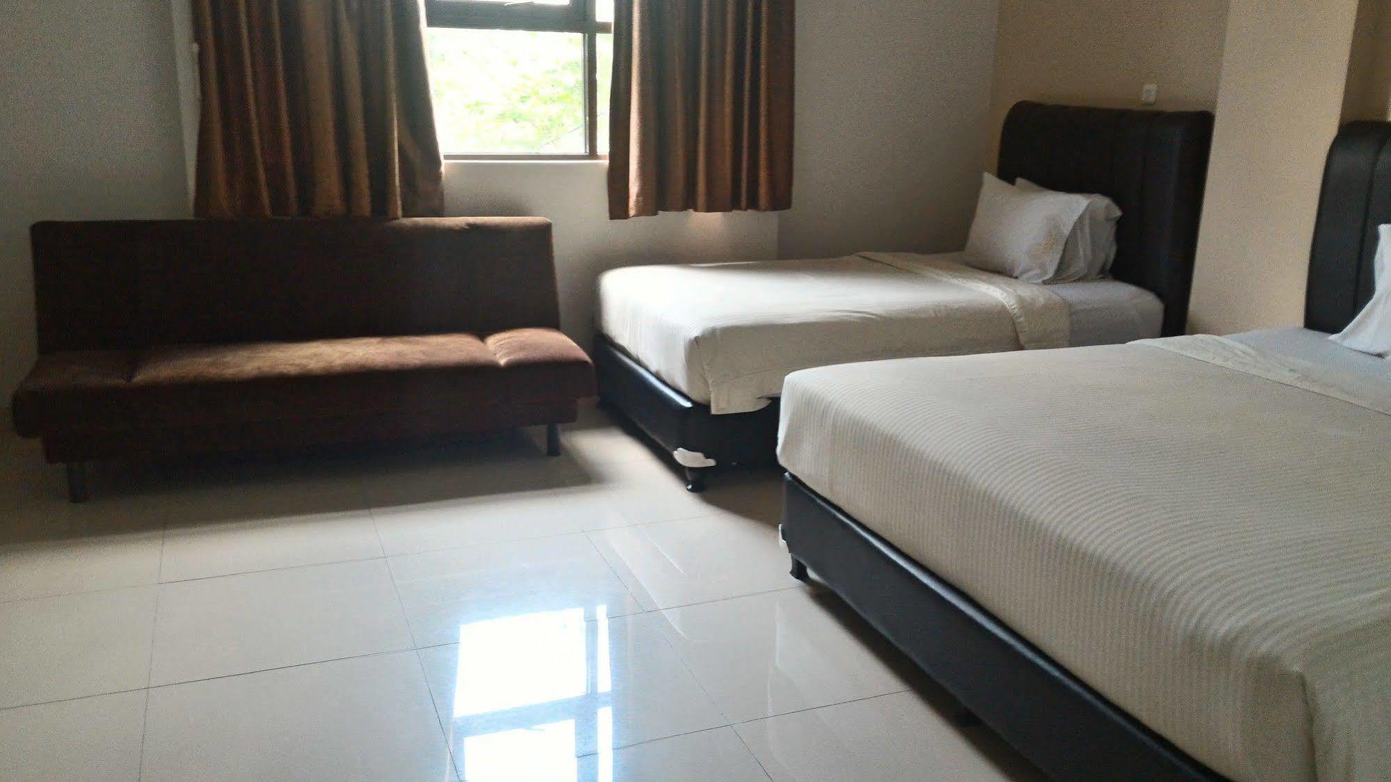 Hotel Oyo 173 Asoka 2*