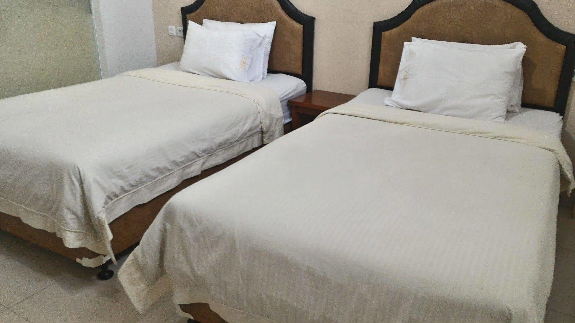 Oyo 173 Asoka Hotel Bandung