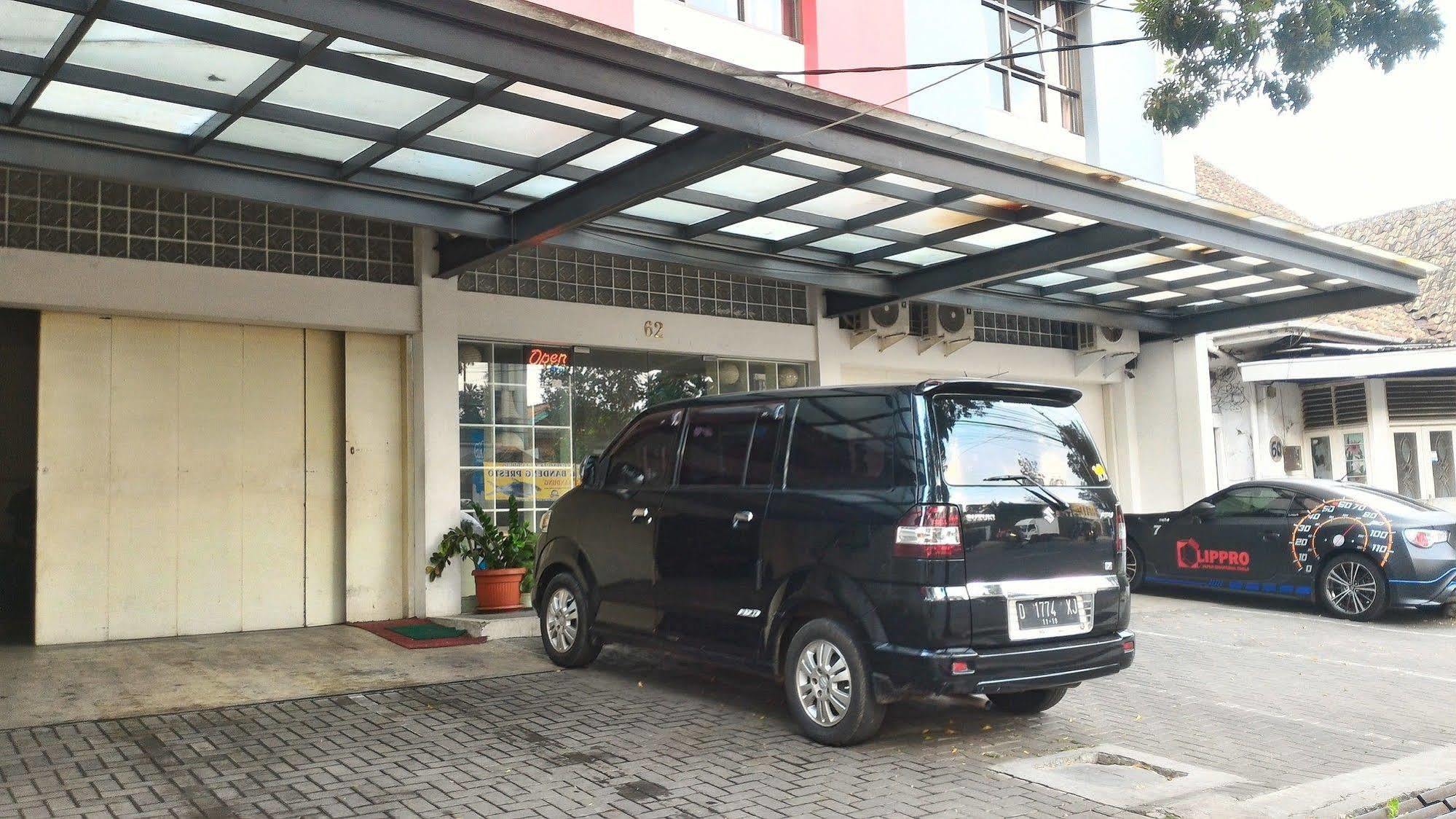 Oyo 173 Asoka Bandung